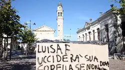 La scritta choc nella piazza di Salboro