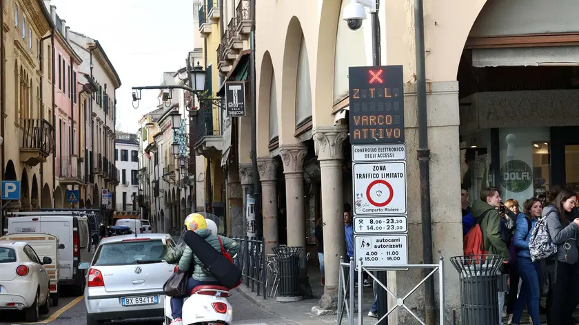 MARIAN - AGENZIA BIANCHI - PADOVA - ZTL AL SANTO