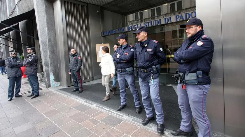 FERRO - AGENZIA BIANCHI - PADOVA - SEQUESTRI UNIVERSITA' PALAZZO DELLO STORIONE