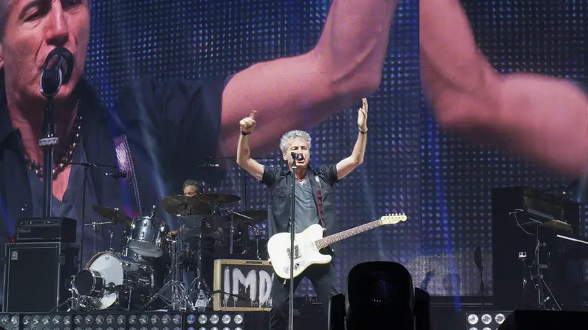 Luciano Ligabue in concerto a Padova (foto Bianchi)