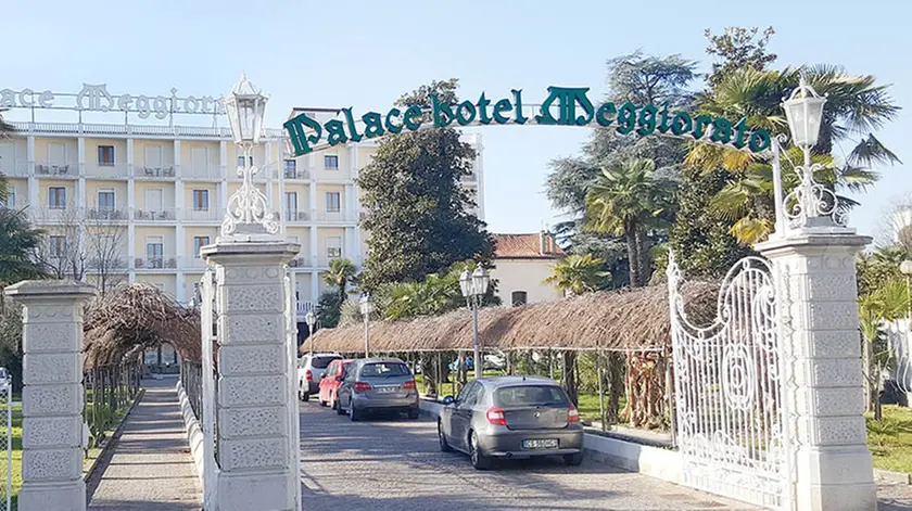 BASCHIERI - FOTOPIRAN - ABANO - INTOSSICATI HOTEL MEGGIORATO