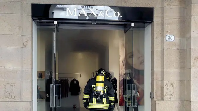 BELLOTTO - INCENDIO NEGOZIO MAX &CO VIA FILIBERTO