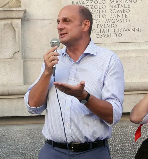 LIVIERI-AGENZIA BIANCHI-PADOVA - CORTEO PER OSPEDALE SANT'ANTONIO