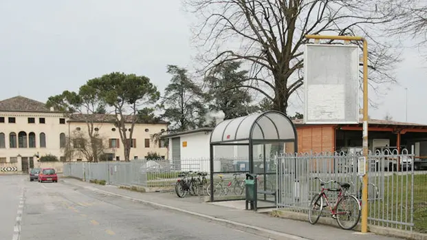 TAFFARELLI.CAPOLINEA BUS 3 LION DI ALBIGNASEGO