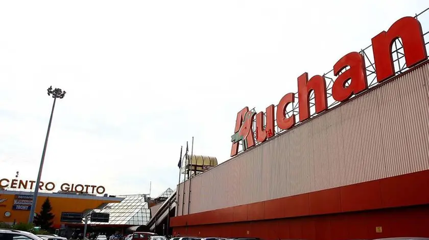 PD 29 agosto 2006..Esterni Auchan..(SALMASO) - Esterno Auchan..(SALMASO)