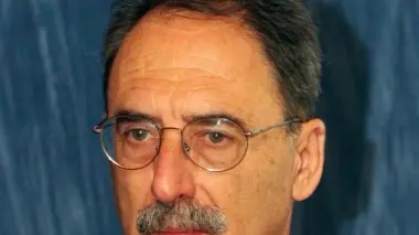 IL «CASO» IN PROVINCIA Sopra, Giorgio Carollo; a fianco, Roberto Marcato e Barbara Degani