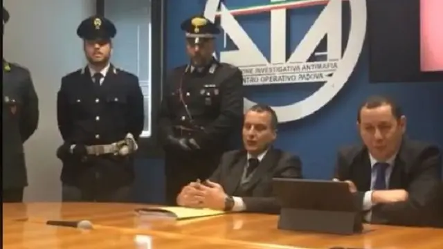 La conferenza stampa della Dia