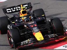 epa11366904 Red Bull Racing driver Sergio Perez of Mexico in action during the second practice session at the Formula One Grand Prix of Monaco at the Circuit de Monaco in Monte Carlo, Monaco, 24 May 2024. The Formula One Grand Prix of Monaco takes place on 26 May 2024. EPA/ANNA SZILAGYI