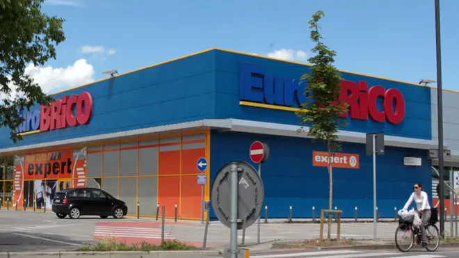 BELLUCO FURTO BRICO EXPERT TENCAROLA DI SELVAZZANO