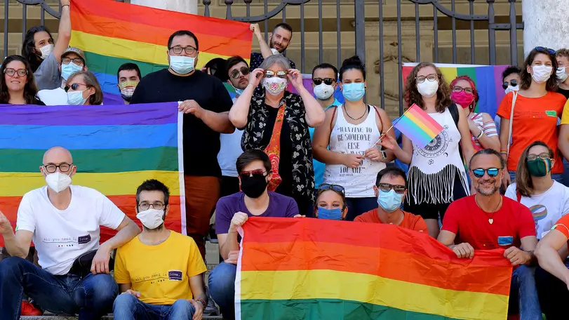 MARIAN-AGENZIA BIANCHI- PADOVA- PIAZZA DEI SIGNORI- MANIFESTAZIONE ASSOCIAZIONE CANONE INVERSO- PRIDE VILLAGE.