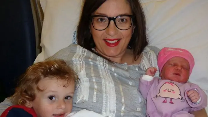 Mamma Silvia con i suoi due bambini