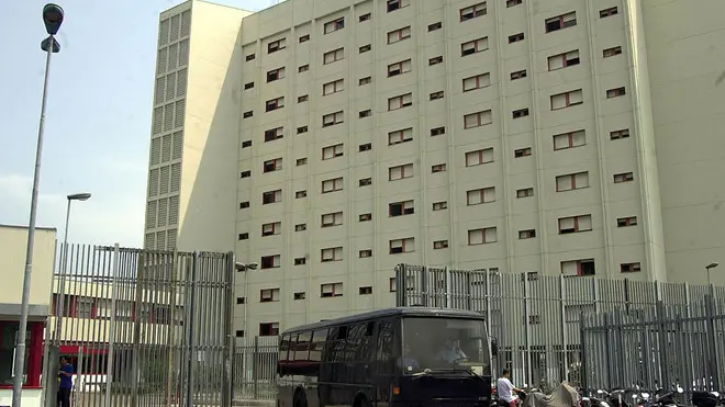 PD 08/07/2000 G.M. DUE PALAZZI (LAZZARINI)