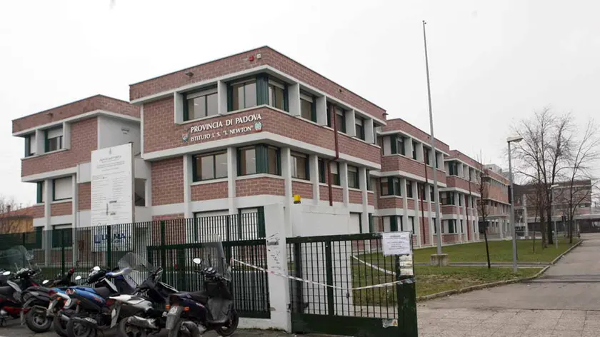 L'Istituto Newton Pertini di Camposampiero