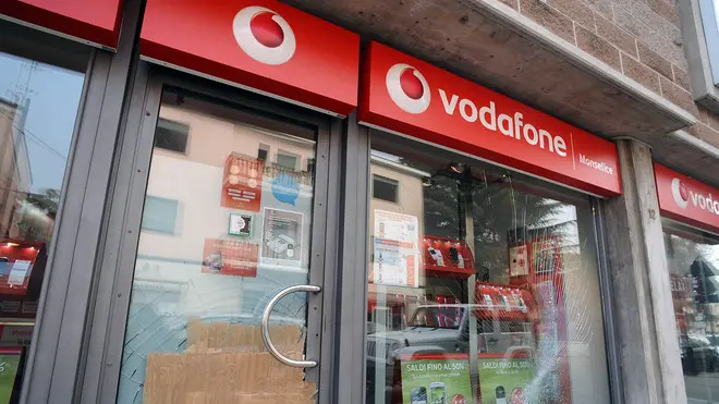 Monselice, 11.01.2013 Spaccata al negozio Vodafone di via Cadorna ph. Zangirolami