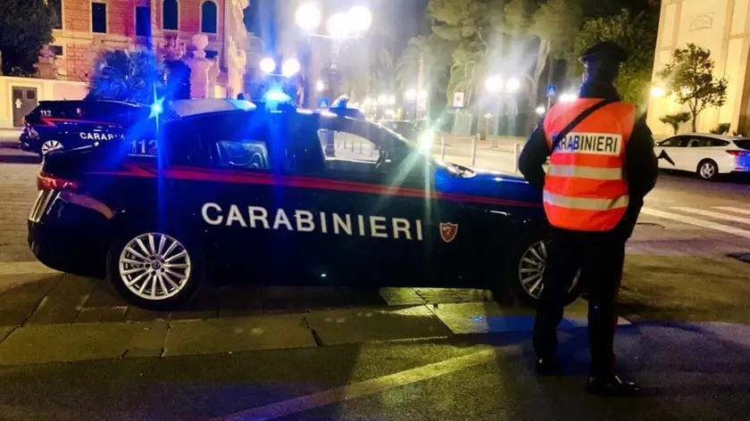 Padova, ubriaco e molesto: trovato con droga, denunciato dai Carabinieri