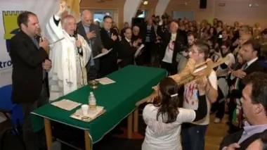 ONERI E ONORI Don Remigio l’inaugurazione del patronato e il recente crollo dell’intonaco del duomo