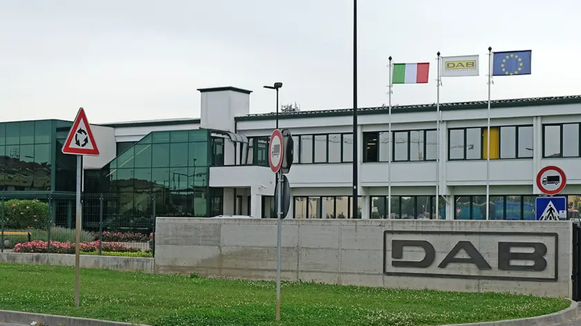 BELLUCO-FOTOPIRAN-RUBANO-DITTA DAB