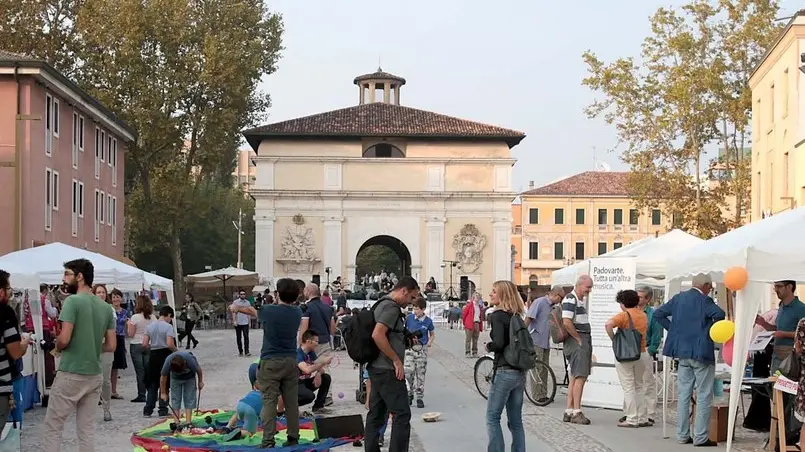 MALFITANO - FESTA CONTRO APERETURA PORTELLO