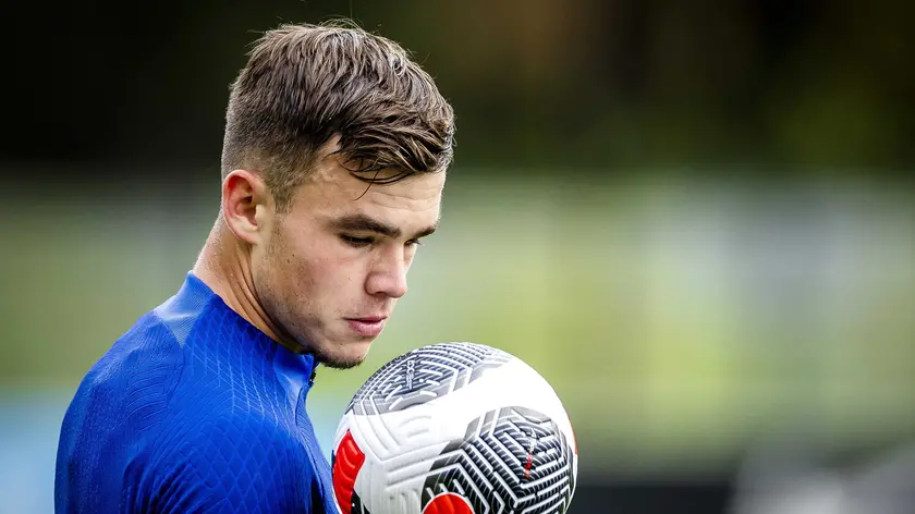 epa10974584 Netherlands' national soccer player Thijs Dallinga attends a training session at the KNVB Campus in Zeist, the Netherlands, 14 November 2023. The Dutch national team is preparing for the upcoming UEFA European qualifiers matches against Ireland and Gibraltar. EPA/Remko de Waal