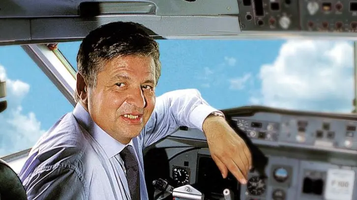 Paolo Sinigaglia ai comandi di un aereo Alpi Eagles
