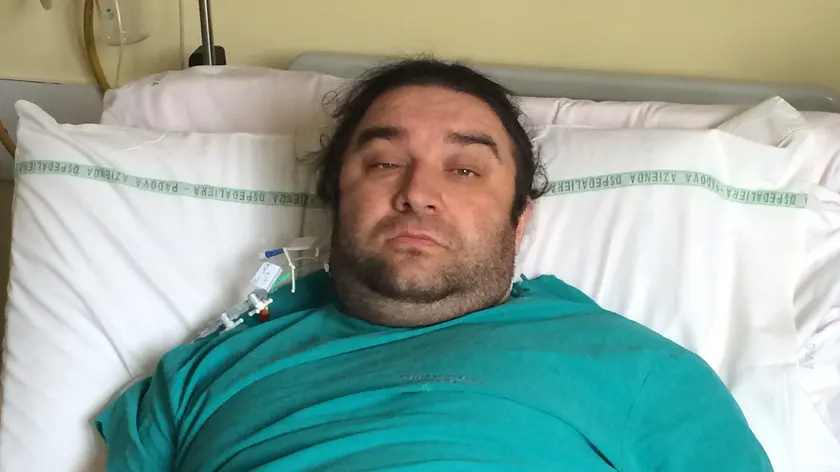 Uber Marignati quando era ricoverato in ospedale