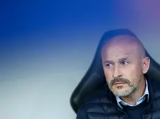 epa11273051 Fiorentina's head coach Vincenzo Italiano prior to the UEFA Europa Conference League quarter-finals, 1st leg soccer match between Viktoria Plzen and ACF Fiorentina, in Plzen, Czech Republic, 11 April 2024. EPA/MARTIN DIVISEK