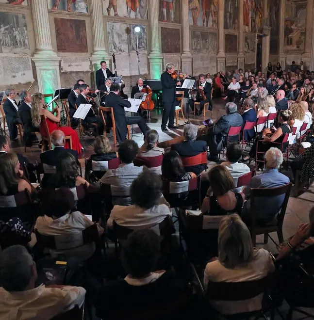 MARIAN - AGENZIA BIANCHI PADOVA - CONCERTO SOLISTI VENETI E UTO UGHI