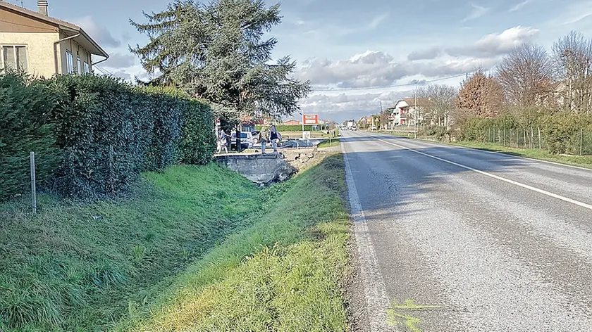 Il tratto delle Piovese in cui è avvenuto l'incidente in cui sono morte tre persone