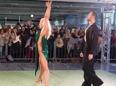 GIORNALISTA: Sandri AGENZIA FOTO: Candussi LUOGO: Auchan Mestre DESCRIZIONE: casting per il programma "Ballando con le stelle " di Milly Carlucci