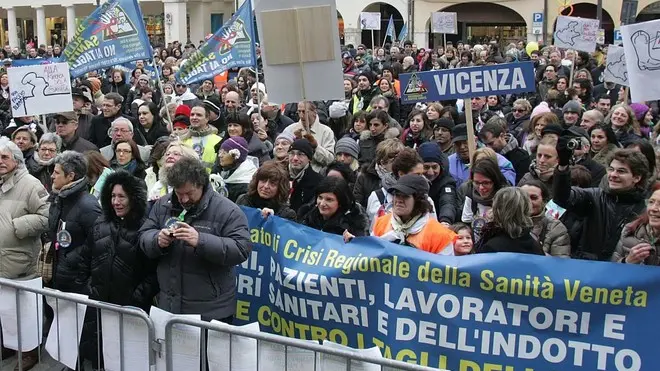 GENESIN - MANIFESTAZIONE SANITA'.