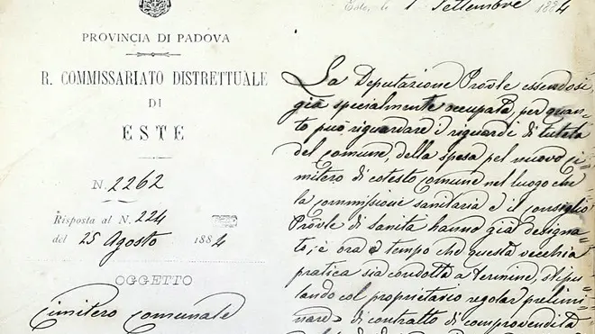 Villa Estense, 27 Feb 2013 Sistemazione archivio storico. Nella foto: un atto riguardante il cimitero, datato 25 Agosto 1884 ph. Zangirolami