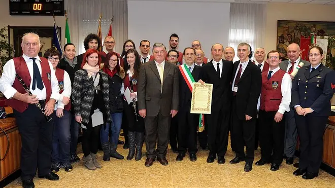 Monselice, 22 Dic 2013 Consegna benemerenze cittadini monselicensi. Le autorita' con la banda cittadina Ph. Zangirolami
