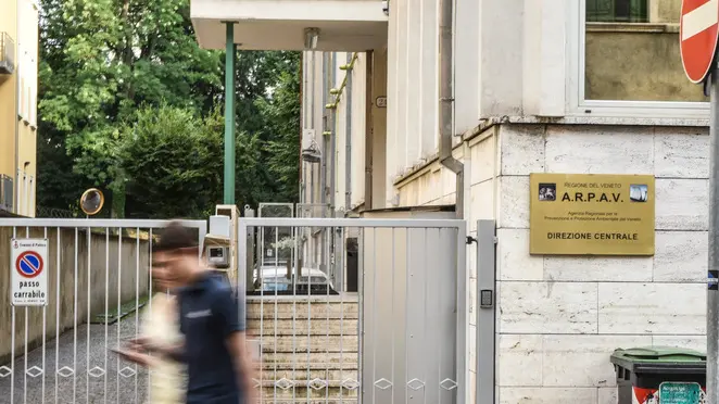 TOME-AGENZIA BIANCHI-PADOVA-ESTERNI SEDE ARPAV