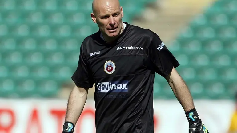 Foto LaPresse - Donato Fasano.02/05/2015 Bari( Italia).Sport Calcio.Fc Bari 1908 - Cittadella.Campionato di Calcio Serie B 2014 2015 - Stadio "San Nicola".Nella foto: pierbon..Photo LaPresse - Donato Fasano.02 Mag 2015 Bari ( Italy).Sport Soccer.Fc Bari 1908 - Cittadella.Italian Football Championship League B 2014 2015 - "San Nicola" Stadium .In the pic: pierbon