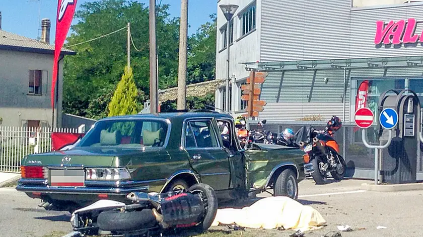 Allegranzi Cornuda incidente mortale moto contro auto