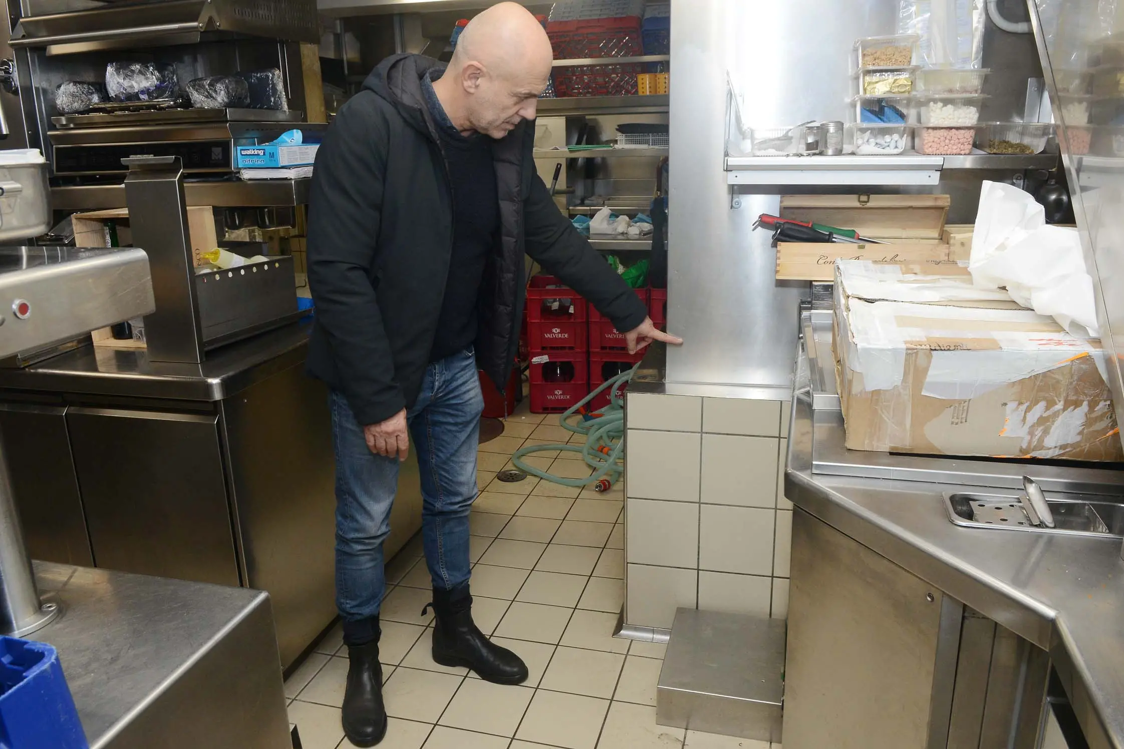 Interpress/Gf.Tagliapietra. 14.11.19.- Caffè Quadri. Danni per l'acqua alta.