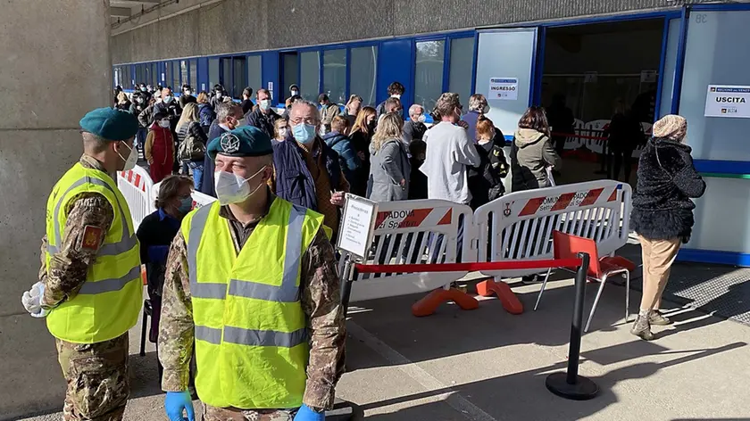 TOME -AGENZIA BIANCHI-PADOVA - ESERCITO AL PUNTO TAMPONI ALL’EUGANEO
