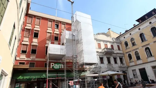 BARSOTTI - LAVORI PIAZZETTA GARZERIA