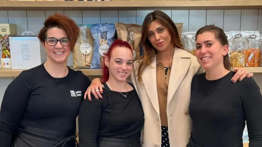 Belen torna a Padova, per lei colazione all'Antico Forno