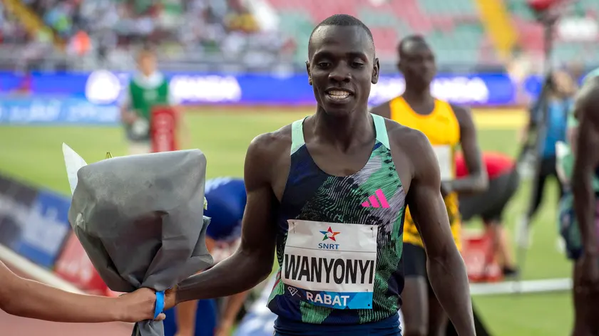 epa10661261 Emmanuel Wanyonyi of Kenya reacts after winning the Men 800 meters at the Diamond League meeting in Rabat, Morocco, 28 May 2023. EPA/JALAL MORCHIDI