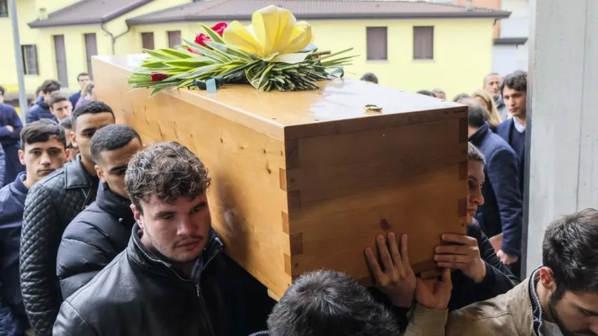 MARIAN - AGENZIA BIANCHI - PADOVA - FUNERALI DI GIOELE BRASILIANI