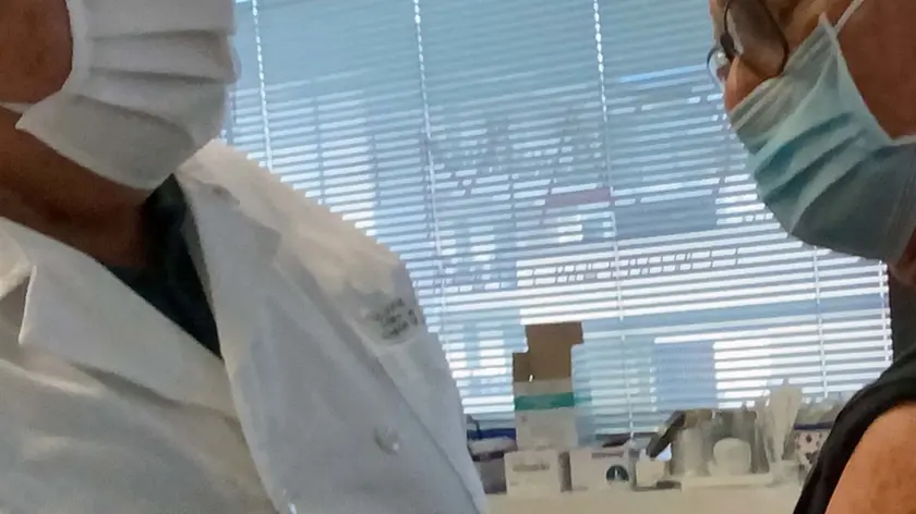 ZANETTI -AGENZIA BIANCHI-PADOVA - PRIMO GIORNO DI VACCINI