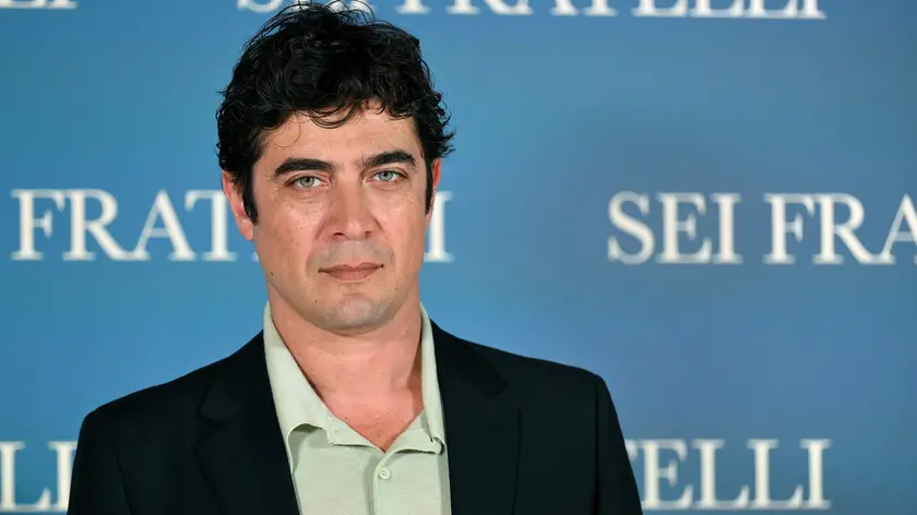 Italian actor Riccardo Scamarcio poses during a photocall for the movie 'Sei Fratelli' in Rome, Italy, 19 April 2024. The movie will be shown in Italian theaters from 01 May 2024. ANSA/ETTORE FERRARI