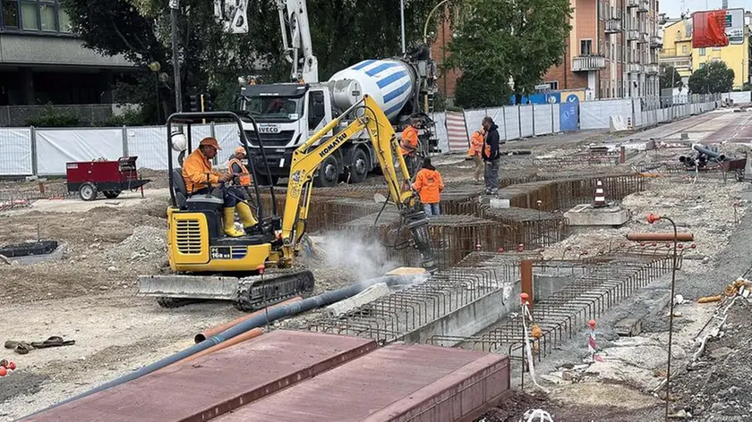 Un cantiere del tram (foto Bianchi)