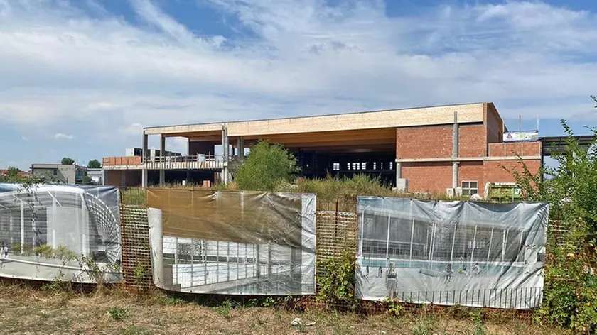Degrado alle piscine in viale della Repubblica