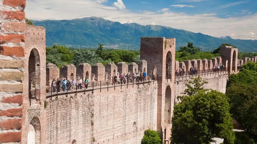 Il camminamento di ronda sulle mura medievali di Cittadella