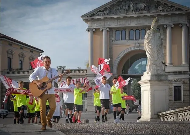 Tanti auguri calcio Padova dall’Acb Mario Merighi