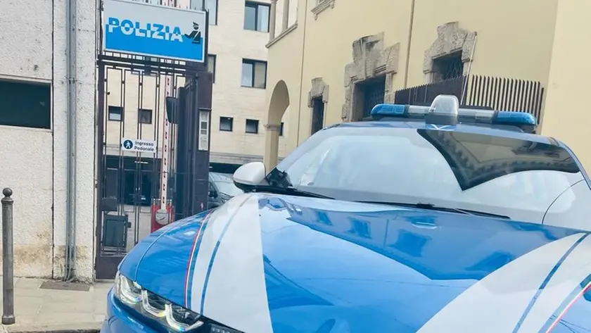 La Polizia di Padova ha arrestato due veronesi per estorsione e rapina