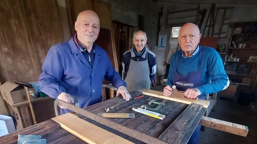 I fratelli Zandonà nel loro laboratorio  (foto gregolin)