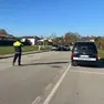 La polizia locale rileva un incidente stradale (foto di archivio)